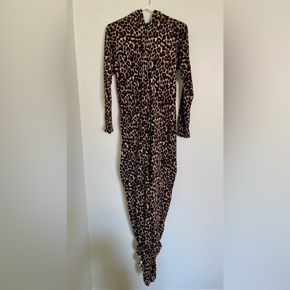 Leopard Adult Onesie - Picture 1 of 5